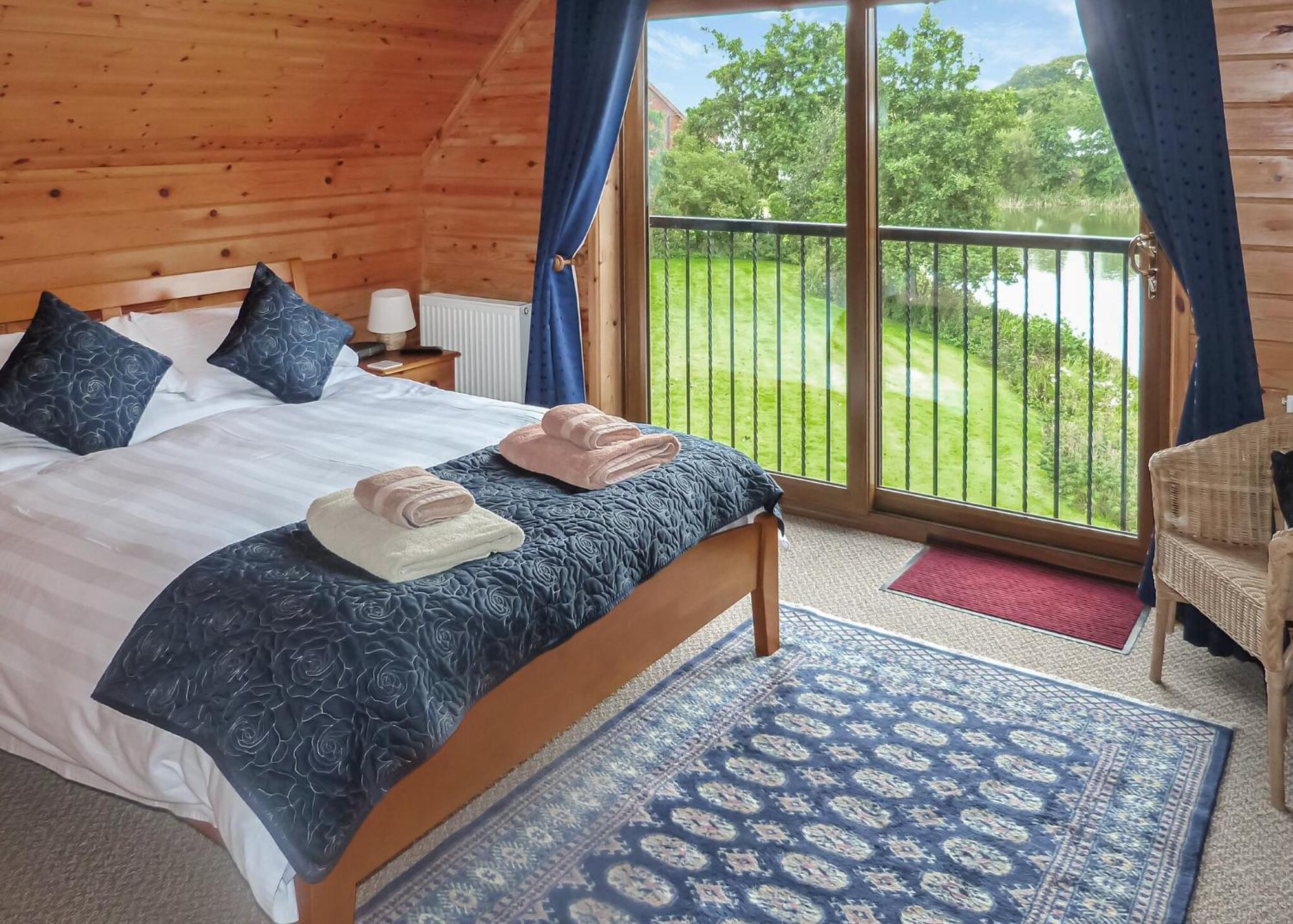 Anglesey Lakeside Lodges Menai Bridge Habitación foto