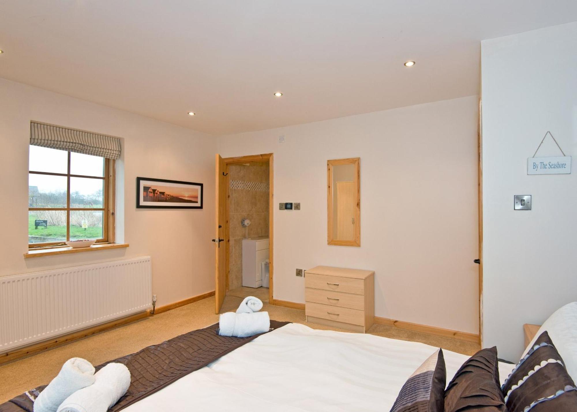 Anglesey Lakeside Lodges Menai Bridge Habitación foto