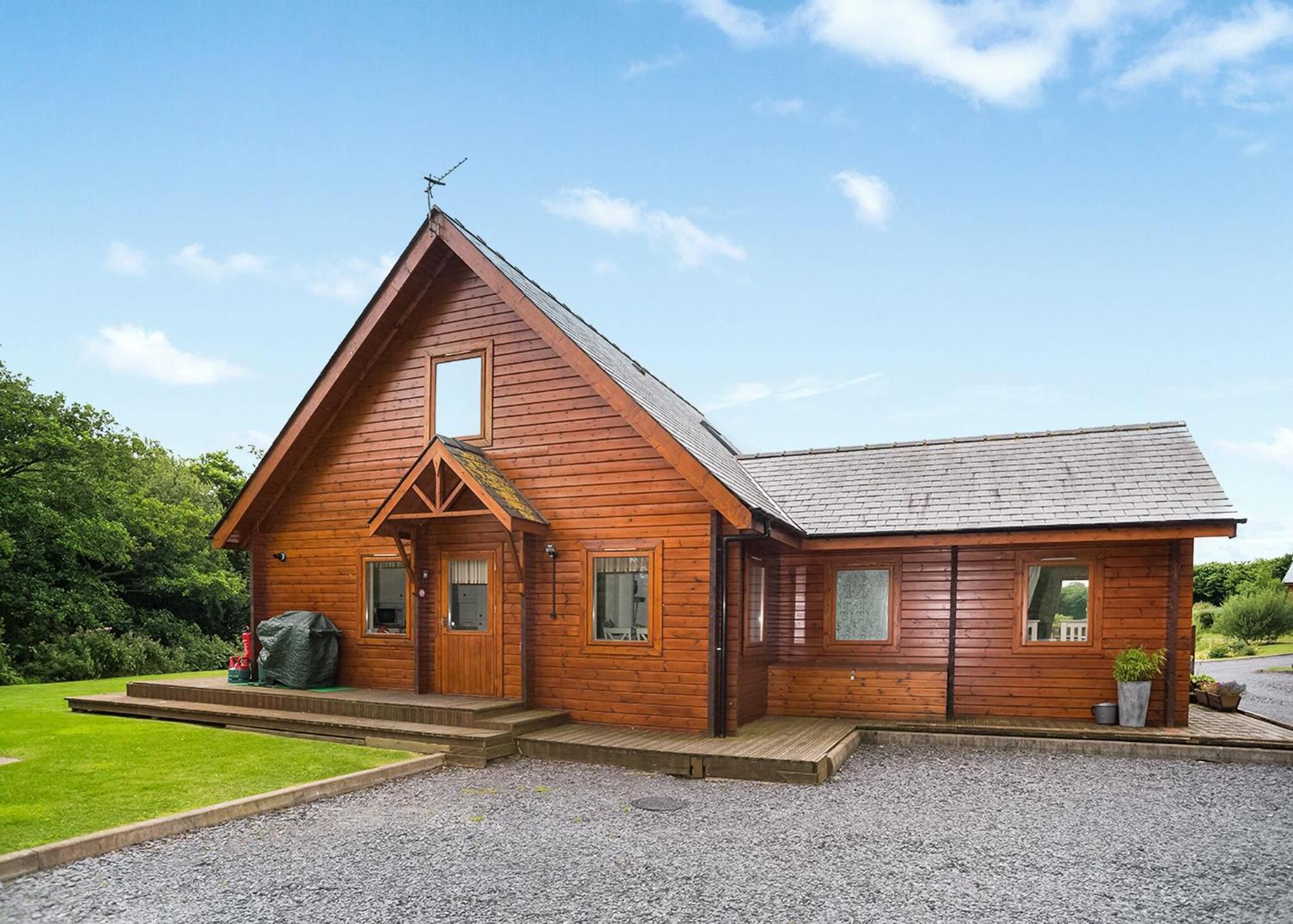 Anglesey Lakeside Lodges Menai Bridge Exterior foto